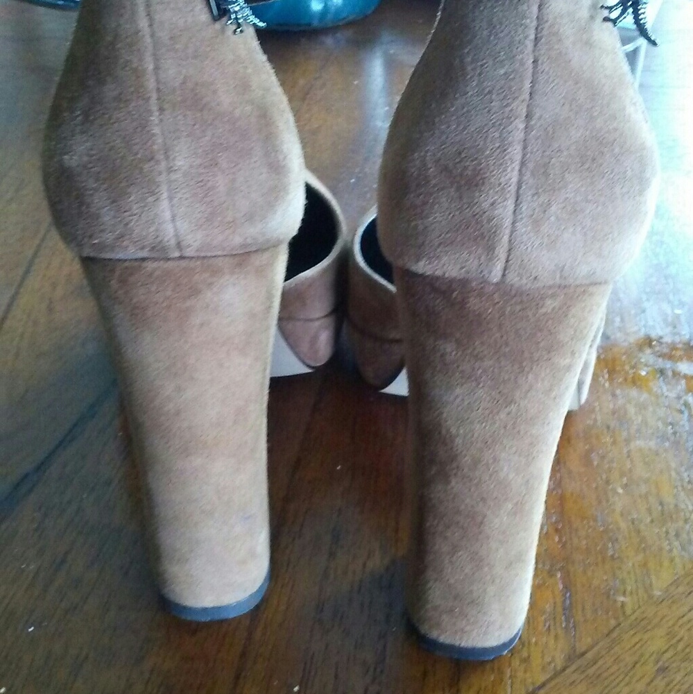 Coach heels - Picture 4 of 4